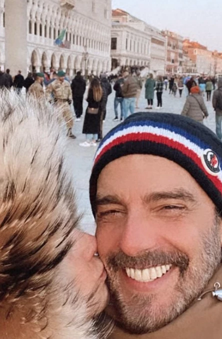 Araceli González y Fabián Mazzei en Venecia