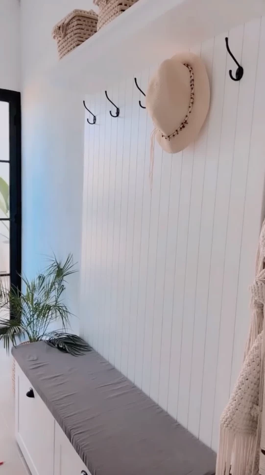 Mud room Nicole Neumann