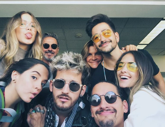 SOFIA REYES CON LOS MONTANER 2017