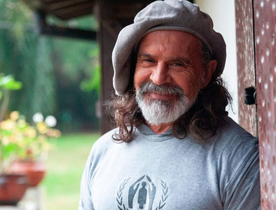 Osvaldo Laport apostó a un accesorio bien fashionista