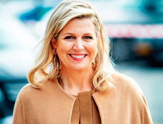 Máxima apuesta a un poderoso abrigo que será tendencia en el invierno 2022