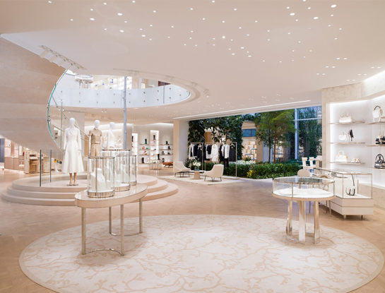 Deco de lujo: Dior reabre su tienda principal en París e inaugura el mayor museo de la moda