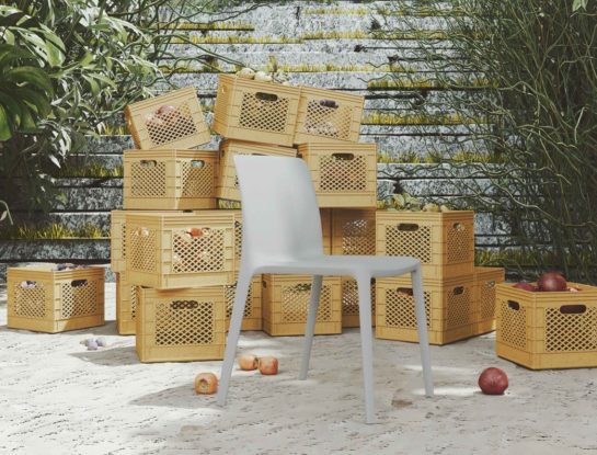 Diseño sustentable: una silla estética, versátil y funcional elaborada con cajas de frutas y verduras