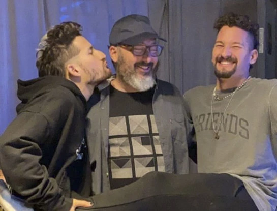 Los Montaner, golpeados por el durísimo momento que atraviesa Gerardo Rozín: Mau, Ricky y Evaluna lo consideran su "tío"