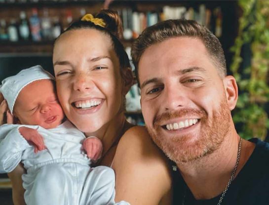 ¡Pura ternura! Julieta Nair Calvo se mostró amamantando a Valentino, su bebé recién nacido