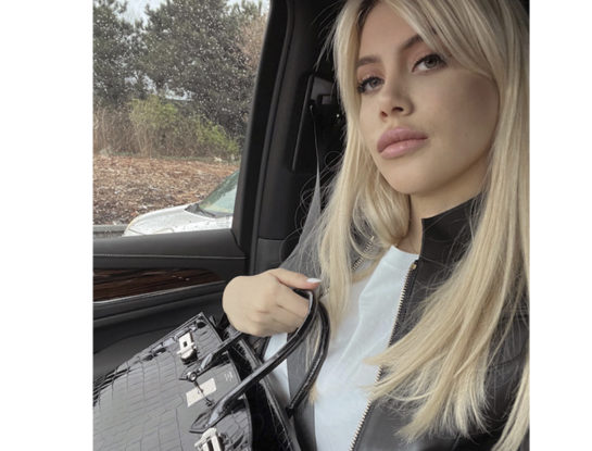 Wanda Nara armó el look working girl perfecto con dos imprescindibles del placard