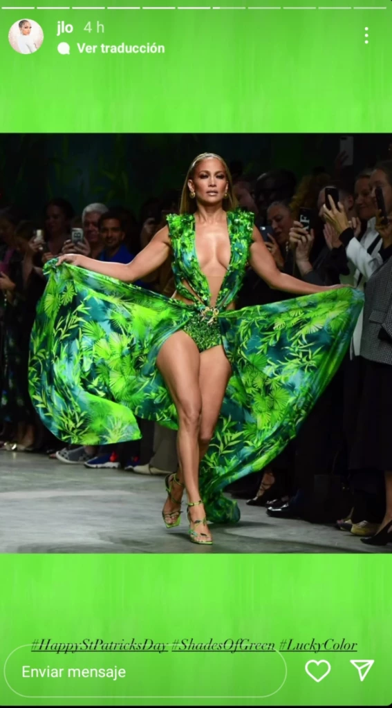 Jennifer López en verde