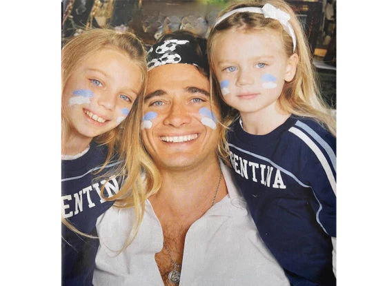 Así están Sofía y Vicky, las hijas de Guillermo Andino y Carolina Pratt