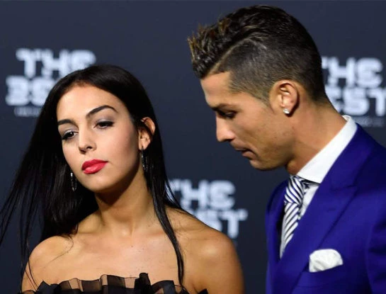 Cuántos hijos tienen Cristiano Ronaldo y Georgina Rodríguez: así es la familia que vive sus horas más duras