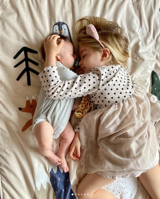 ANDY KUSNETZOFF HIJOS