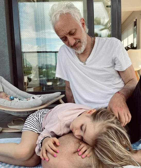 ANDY KUSNETZOFF E HIJOS