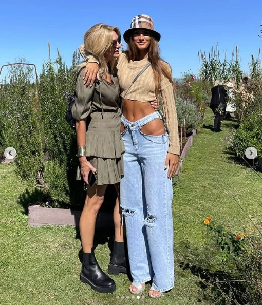 YANINA LATORRE Y LOLA