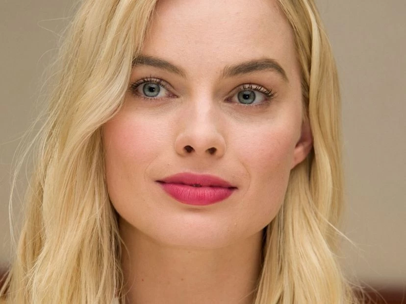 Margot Robbie realiza el primer vistazo como Barbie