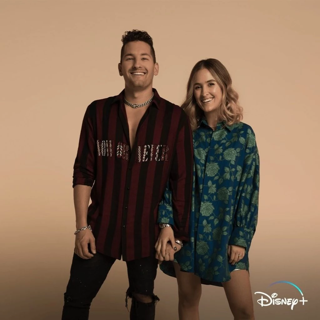 Mau y Sara en la serie Los Montaner