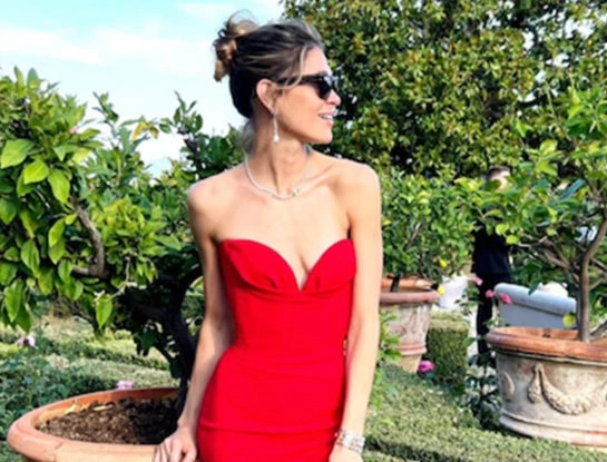 Carla Pereyra, la mujer de Diego "El Cholo" Simeone, imponente en el casamiento de Giovanni, el hijo que el ex futbolista y Carolina Baldini