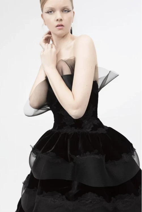 Vestido que usó la China Suarez en los premios Platino
