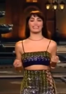 Lali en los Premios Platino