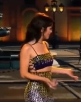 Lali en los Premios Platino