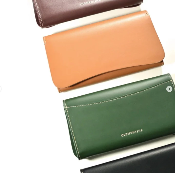 CAPSULA JULIANA AWADA