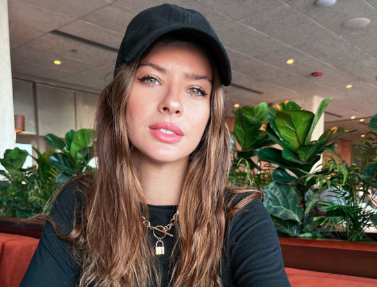 La China Suárez estrenó el color de temporada y logró un look súper cool