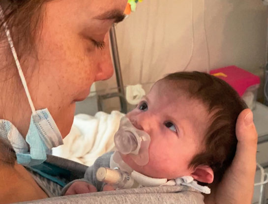 Macarena Paz mostró cómo tuvo que adaptar el cuarto de su beba a sus necesidades: le están por dar el alta