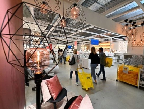 Así es la nueva tienda de Ikea en Niza: tiene techos vegetales, paneles fotovoltaicos y más de 24 mil m2 de superficie comercial