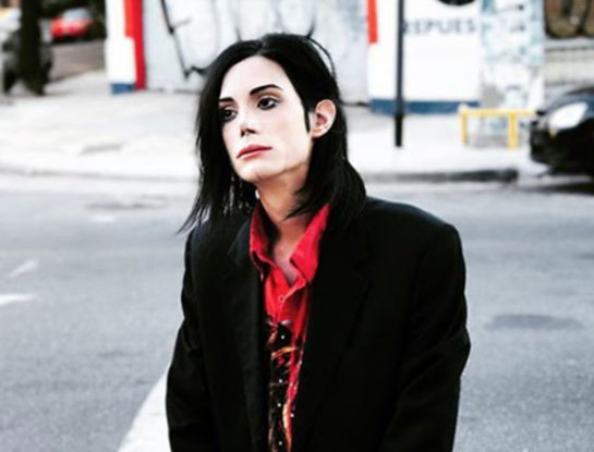 El drama de Felipe Pettinato: internado y con custodia policial tras incendiarse su departamento de Belgrano