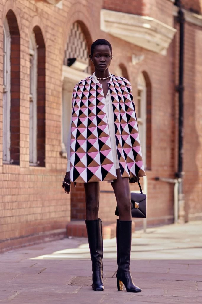 Valentino pre fall 2022