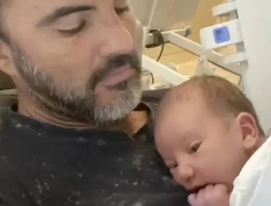La emoción de Fabián Cubero cuando sus hijas vieron por primera vez a Luca, el bebé que tuvo con Mica Viciconte: "Morí de amor con ustedes"