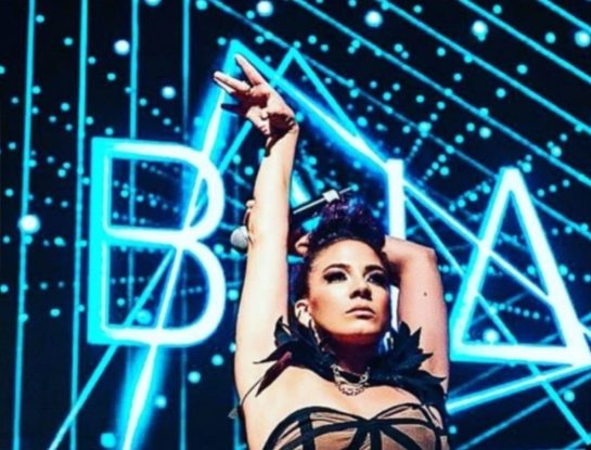 La historia de vida de Lissa Vera, de El Hotel de los Famosos: tiene 40 años, dos hijas y debutó en Bandana, la girl band más exitosa de la Argentina