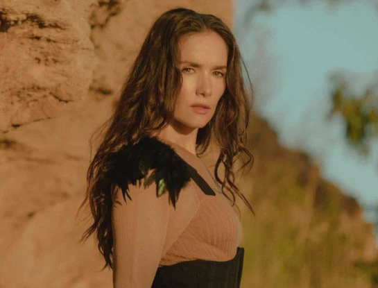 Natalia Oreiro reveló imágenes de "Santa Evita", la serie basada en la vida de Eva Perón que la tiene como protagonista
