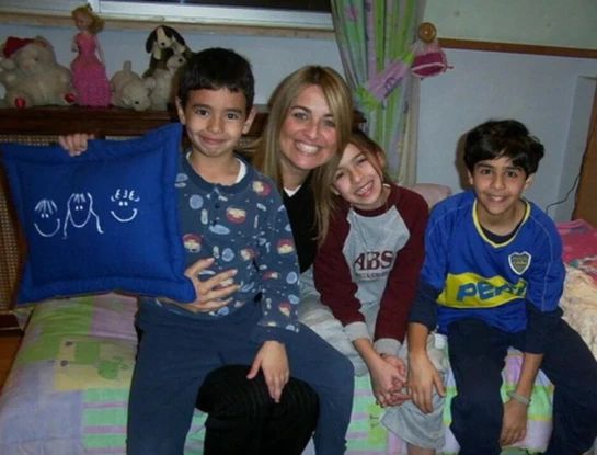 Gabriela Arias Uriburu mostró que Karim y Sharif, sus hijos varones, ya son dos hombres