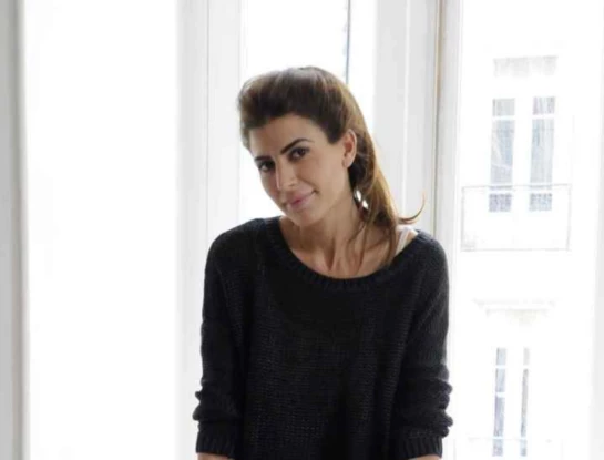 Juliana Awada muestra 4 opciones para combinar los jeans con estilo