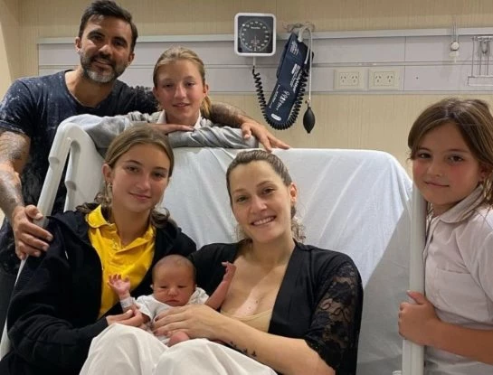 Así fue el primer almuerzo de Luca Cubero con sus hermanas Indiana, Sienna y Allegra