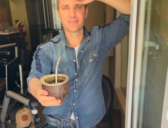 ¡Pura ternura! Santiago del Moro presentó en sus redes a Santa, su bebita de 1 mes