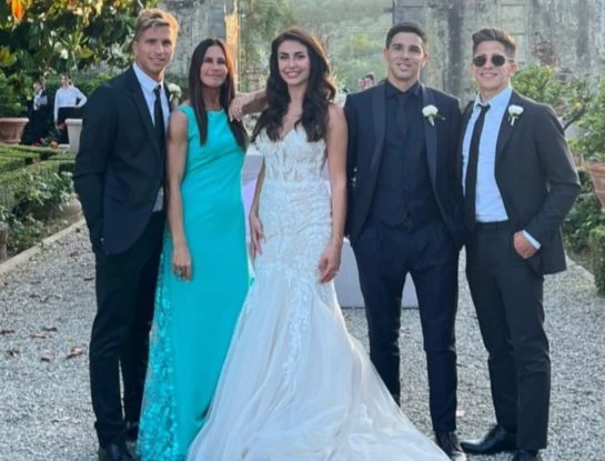 Las dos bodas de Giovanni Simeone y Giulia Coppini: por qué se casaron el año pasado en Ibiza y ahora en Italia