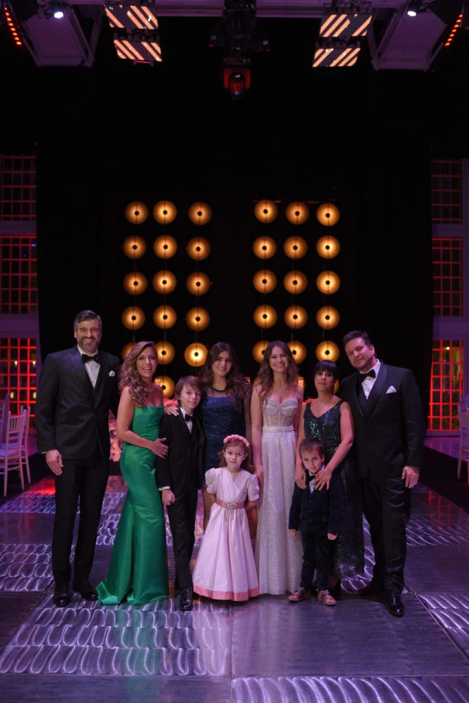 Sandra Borghi con su familia ensamblada