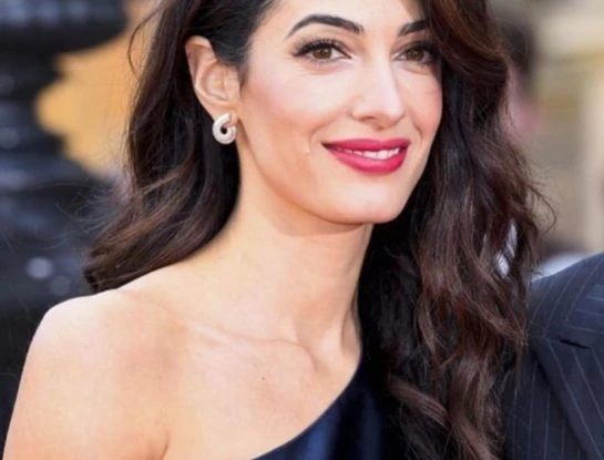 Las 3 claves de la melena impecable de Amal Clooney