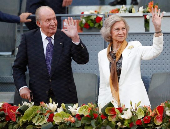 Anécdota real (y vintage): una periodista contó cómo fue la noche de bodas para el olvido del rey Juan Carlos y la reina Sofía