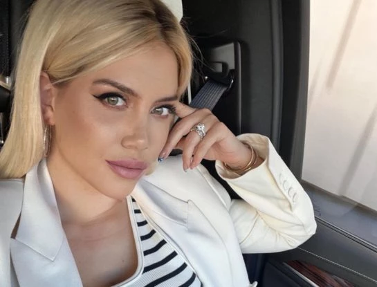 Wanda Nara se sumó a la tendencia de la tote bag: usa la cartera de Yves Saint Laurent que llevan las famosas