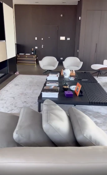 WANDA NARA DEPTO MILÁN