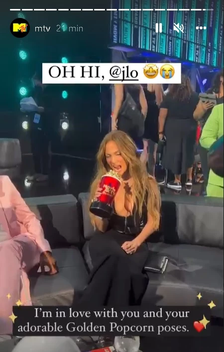 Jennifer López y su premio en los MTV Movie & TV Awards