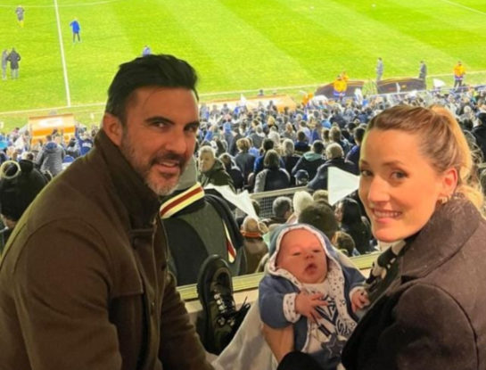 Mica Viciconte y Fabián Cubero llevaron a Luca por primera vez a la cancha