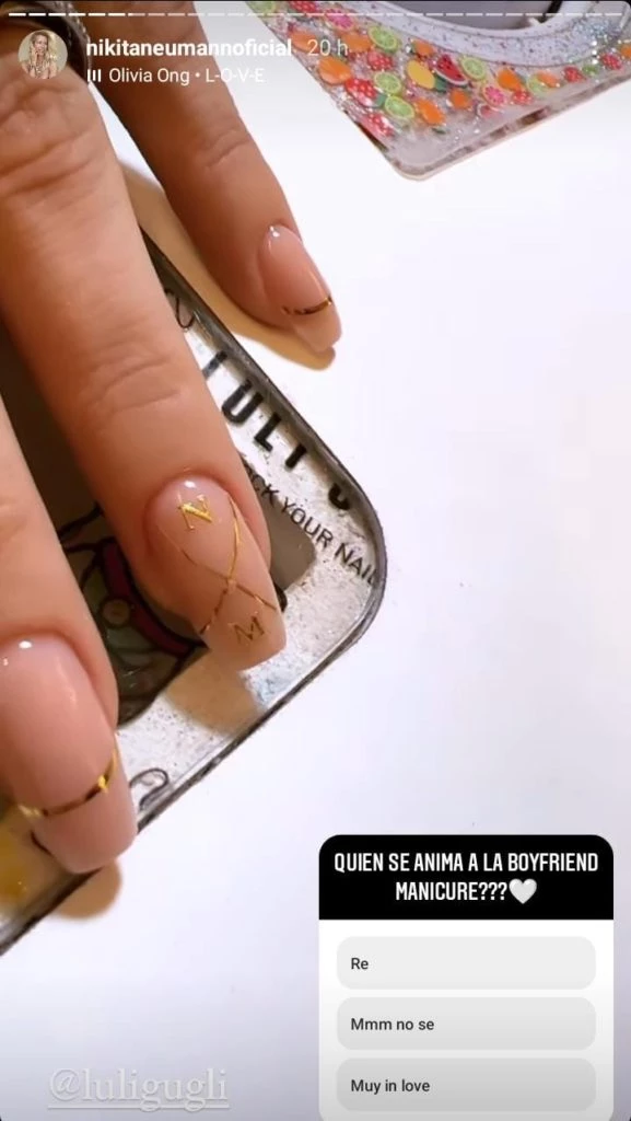Nicole Neumann se sumó a la tendencia de uñas boyfriend