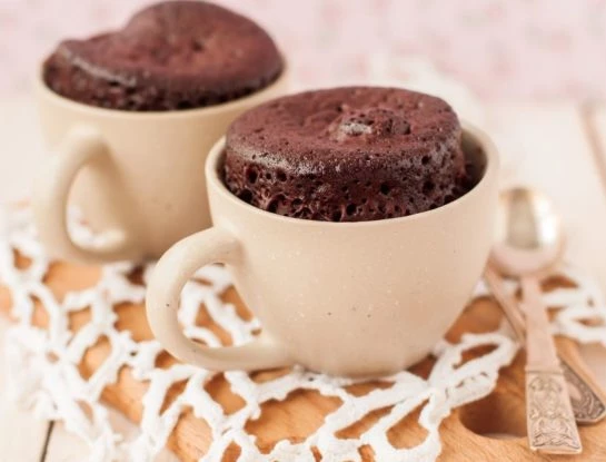 La receta de las mini tortas keto de vainilla y chocolate que te va a sorprender