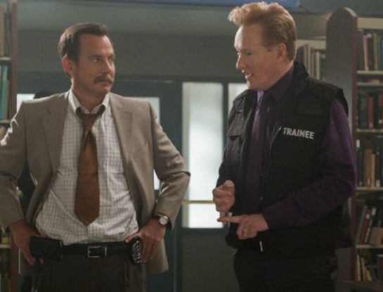 Tiene 6 episodios y es una de las comedias policiales más exitosas de Netflix