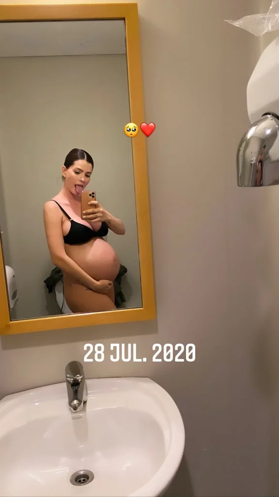 La foto inédita que compartió La China Suárez de su embarazo de Amancio