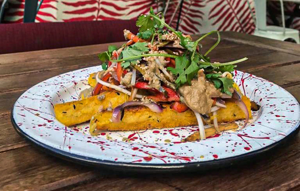 Crocante de maíz oriental