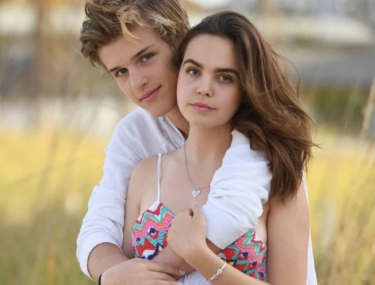 #AmorEs: se gustaban de chicos, se reencontraron en la adolescencia y vivieron el primer amor