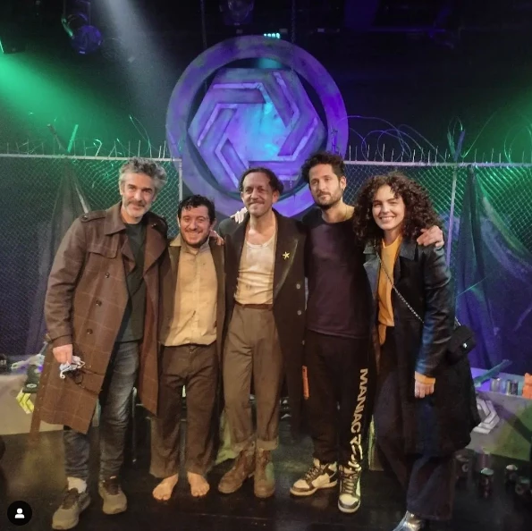 LEO SBARAGLIA Y JULIA KONRAD